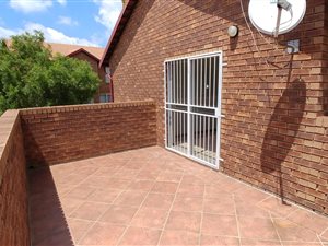 2 Bedroom Apartment in The Reeds