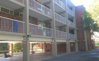 3 Bedroom Apartment in Essexwold