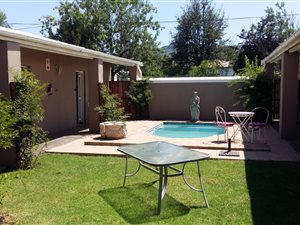 11 Bed, Bed and Breakfast in Queenstown Central