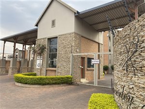 2.5 Bed Apartment in Moregloed