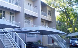 1 Bedroom Apartment in Greenside