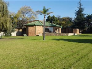 10 Bedroom House in Fairleads