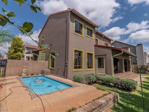 3 Bed House in Leeuwenhof Estate