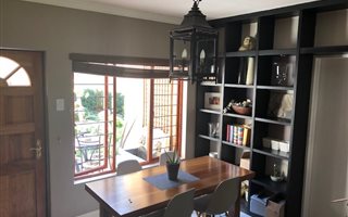 3 Bedroom Townhouse in Sandringham