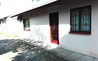 2 Bedroom House in Clairwood
