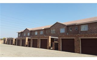 2 Bedroom Apartment in Crystal Park