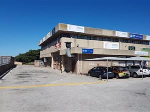 1626 m² Commercial space in Greenacres