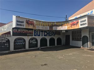 374 m² Retail Space in Selcourt