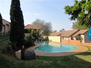 3 Bedroom Simplex in Newlands