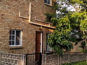 3 Bed Townhouse in Wilgeheuwel