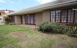 4 Bedroom House in Blue Bend