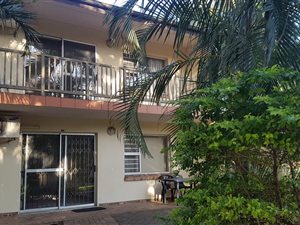 2 Bed Apartment in Meerensee