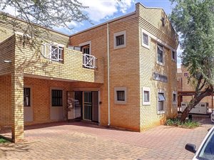 420 m² Commercial space in Randpark Ridge