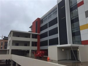 134 m² Commercial space in New Town Centre