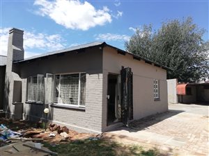 3 Bed House in Selection Park