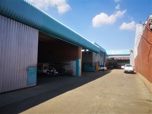 701 m² Industrial space in Hermanstad