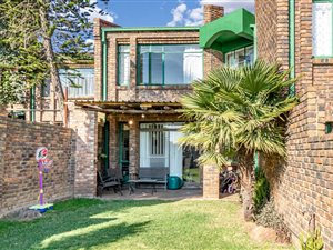 3 Bed Townhouse in Halfway House