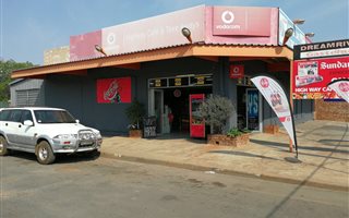 315 m² Retail Space in Warrenton