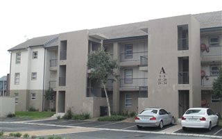 2 Bedroom Apartment in Kraaifontein Central
