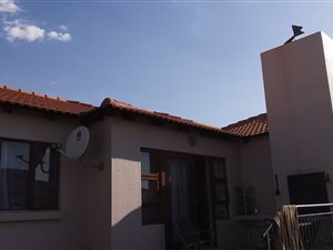 3 Bed Townhouse in Thatchfield