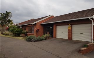 3 Bedroom Simplex in Hayfields