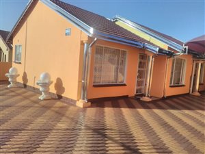 3 Bed House in Mabopane