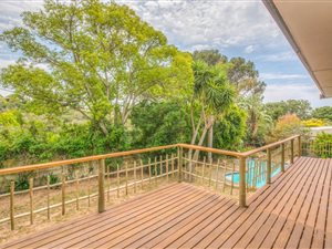 3 Bed House in Mangold Park