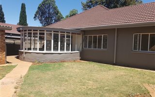 5 Bedroom House in Adamayview