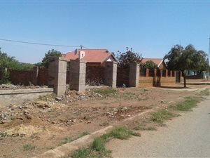 444 m² Land available in Odinburg Gardens