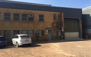 355 m² Industrial space in Brakpan North