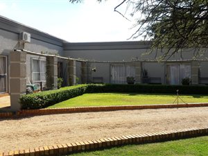 8566 m² Farm in Buffelsdrift AH