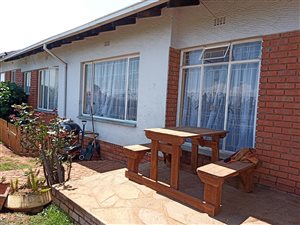 3 Bed Cluster in Dersley