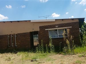 1.2 ha Farm in Unitas Park