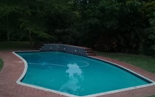 3 Bedroom House in Woodside