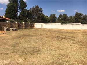 498 m² Land available in Fairleads