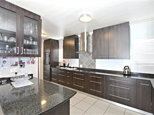 5 Bed House in Haasendal