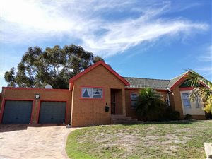 3 Bed House in Uitzicht