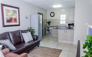 2 Bedroom House in Derdepoort