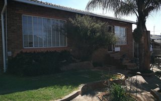 3 Bedroom Apartment in Rangeview