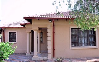3 Bedroom House in Vanderbijlpark CW1