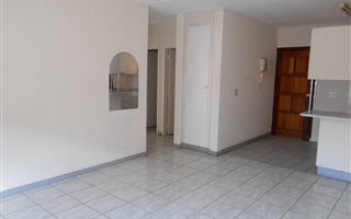 3 Bedroom Flat in Geelhoutpark