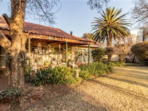 3 Bed House in Rhodesfield