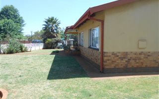 4 Bedroom House in Rothdene
