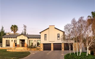 5 Bedroom House in Woodhill