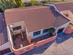 3 Bed Townhouse in Pearl Rise