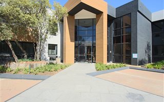 738.559997558594 m² Office Space in Morningside