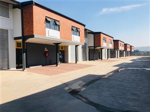 180 m² Industrial space in Cornubia