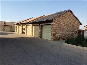 2 Bed Apartment in Summerset