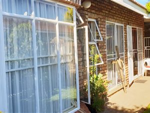 2 Bed Townhouse in South Ridge