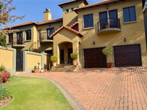 4 Bed House in Olympus